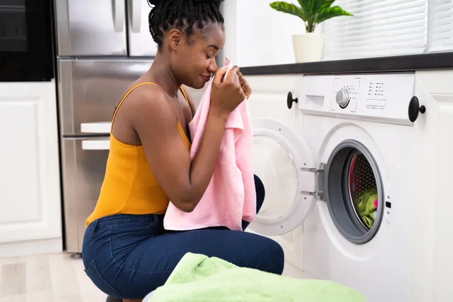 DIY Dryer Sheets To Help You Save Money and the Planet